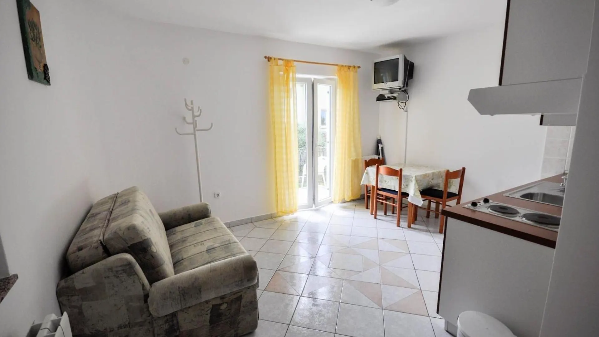 Apartment Ferienwohnung Fuer 2 Personen 30 M2 In Novigrad, Istrien Karpinjan Croatia